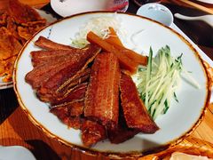 娄府酥骨带鱼-娄三少春饼·烤鸭(合生汇购物中心店)