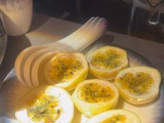 -伴山牛贵州黄牛肉火锅·苗疆非遗艺术餐厅(上海首店)