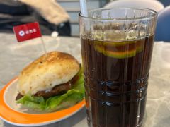 -必胜客(威高广场店)