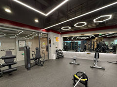 -VLines耀能运动Space&Flow(国贸店)