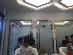-宁波壹加壹口腔·矫正种植中心