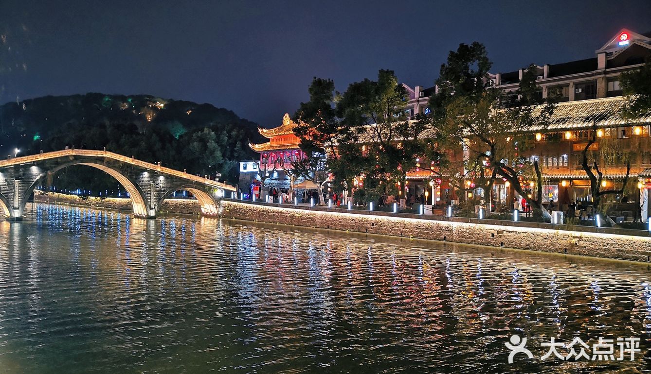 阳明古镇 超棒夜景
