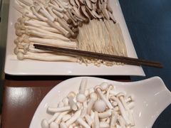 -何鲜菇火锅(大营盘店)