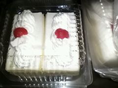 -光明牛奶棚(南泉店)