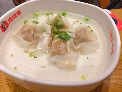 -南城香·饭香串香馄饨香(青年路店)