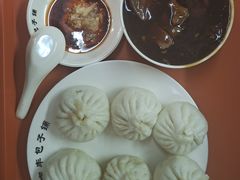 猪肉大葱包子-庆丰包子铺(西单店)