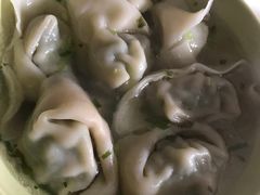 荠菜鲜肉大馄饨-盒马鲜生(189购物中心店)