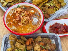 -二钢串叔麻辣烫(华龙大厦店)