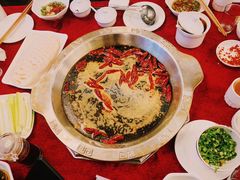 -山城年华老火锅(玉林店)