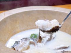 鱼肉鲜美-滇小鱼·云南野生菌火锅(上杭路店)