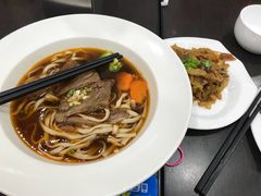 -康师傅私房牛肉面(北京南站店)