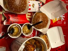 -肯德基(文东店)