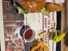 -The Habit Burger Grill 哈比特汉堡(复兴soho店)