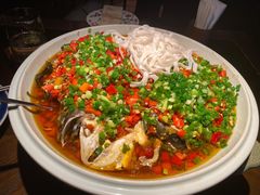 湘西一代霸王双椒鱼头-隐厨·中国菜馆(三里屯T+MALL店)