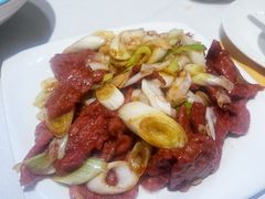 葱爆牛肉-弘雅饭店