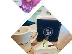 -巴黎贝甜(周浦海印店)