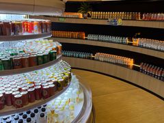 -涨巢·潮玩水疗局