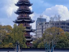 -龙华寺