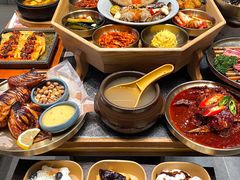 -草家酱蟹炭火烤肉店(珲春南路一店)