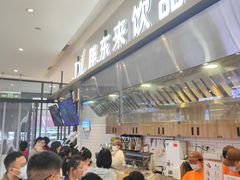 -胖东来生活广场(健康路店)
