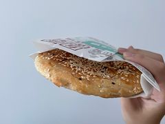 甜大饼-弄堂咪道-饭香·面香·馄饨香(钦州北路田尚坊店)