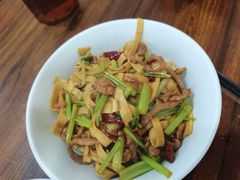 -菠萝利亚私厨