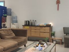 -上海先进东风标致雪铁龙4S店(青浦店)
