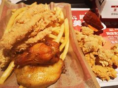 -肯德基(中纬店)