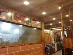 大堂-老东镇啤酒屋海鲜加工·蒸汽海鲜·海鲜烧烤(台东店)