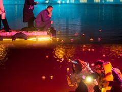 -茅山东方盐湖城景区