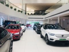 -杭州中沃沃尔沃4S店(滨江区店)