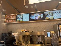 -霸王茶姬(云杉奥莱店)