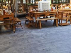 露天位-捞锅坝子老火锅(汽博中心店)