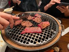 -焼肉まんぐう