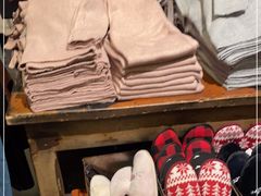 -Hollister(天环广场店)