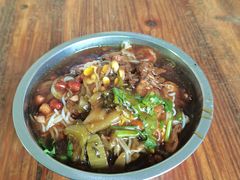 -灵山卢梅燕粉店