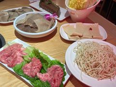 -何师傅美蛙鱼头(汉街店)