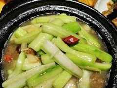 -九锅一堂酸菜鱼(万达广场店)