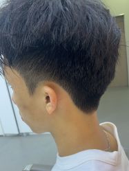 -首脑美发沙龙
