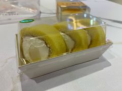 榴莲奶冻卷-BreadTalk面包新语·烘焙蛋糕(星河城店)
