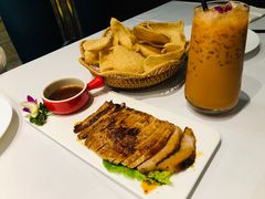 -暹罗酒肆泰餐厅酒吧