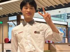 -海底捞火锅(新松江路生日主题店)