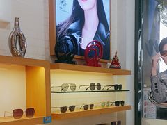 -光明眼镜·蔡司授权(徐泾店)