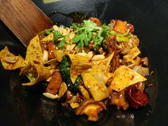 -拿渡麻辣香锅(银泰创意城店)