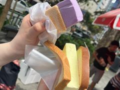 -詹爷爷乌节路街头冰淇淋