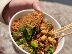 纳西鸡豆凉粉-胖金妹鸡豆凉粉店