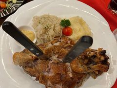德式烤肘子-申德勒加油站餐厅(三里屯北小街店)