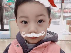 -黄浦乐烁龙鱼宝贝托育园(海潮路校区)