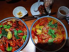 -渝胖子老城区炭火蛙锅(临城店)