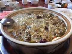 -东巴谷野生菌火锅餐厅